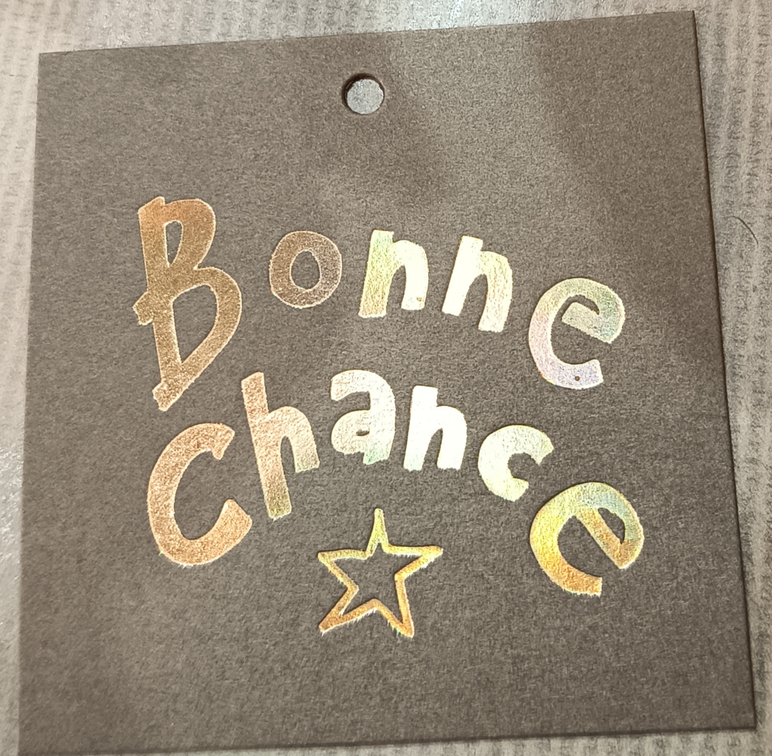 le bouquet bonne chance avec des fleurs